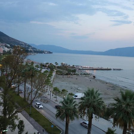 St Beach House Appartement Vlorë Buitenkant foto