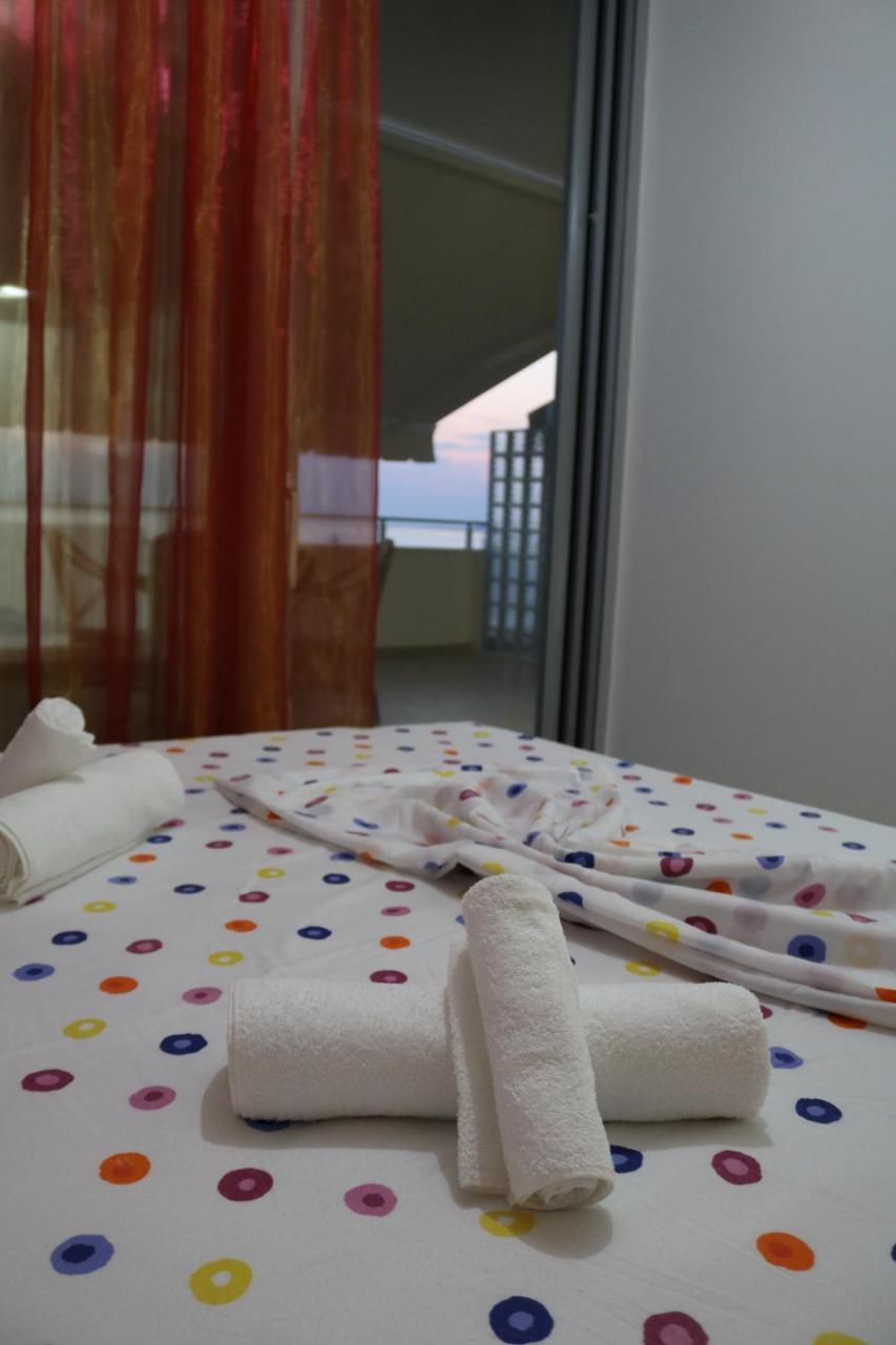 St Beach House Appartement Vlorë Buitenkant foto