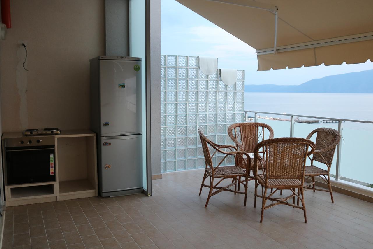 St Beach House Appartement Vlorë Buitenkant foto